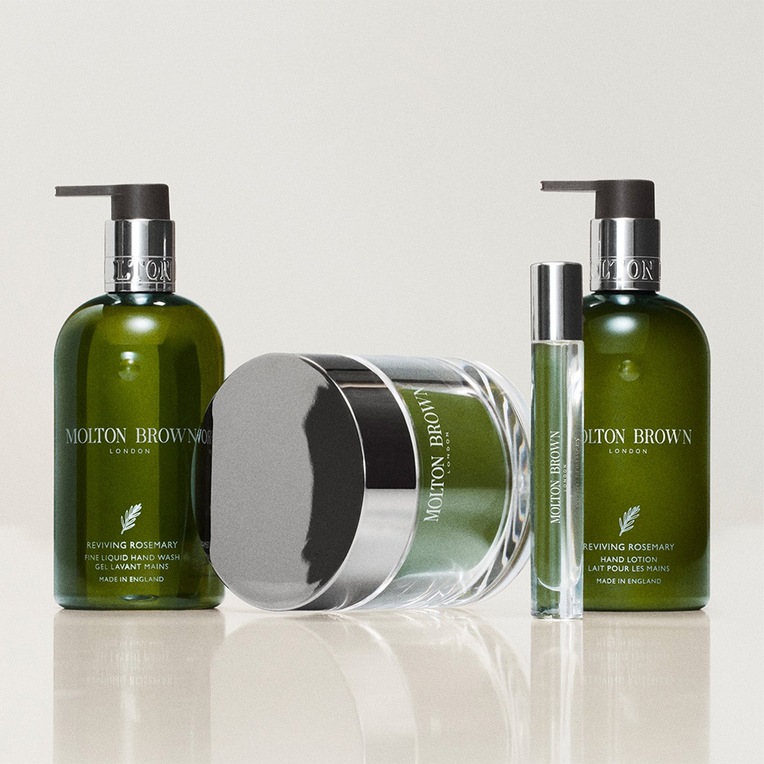 Reviving Rosemary collectie