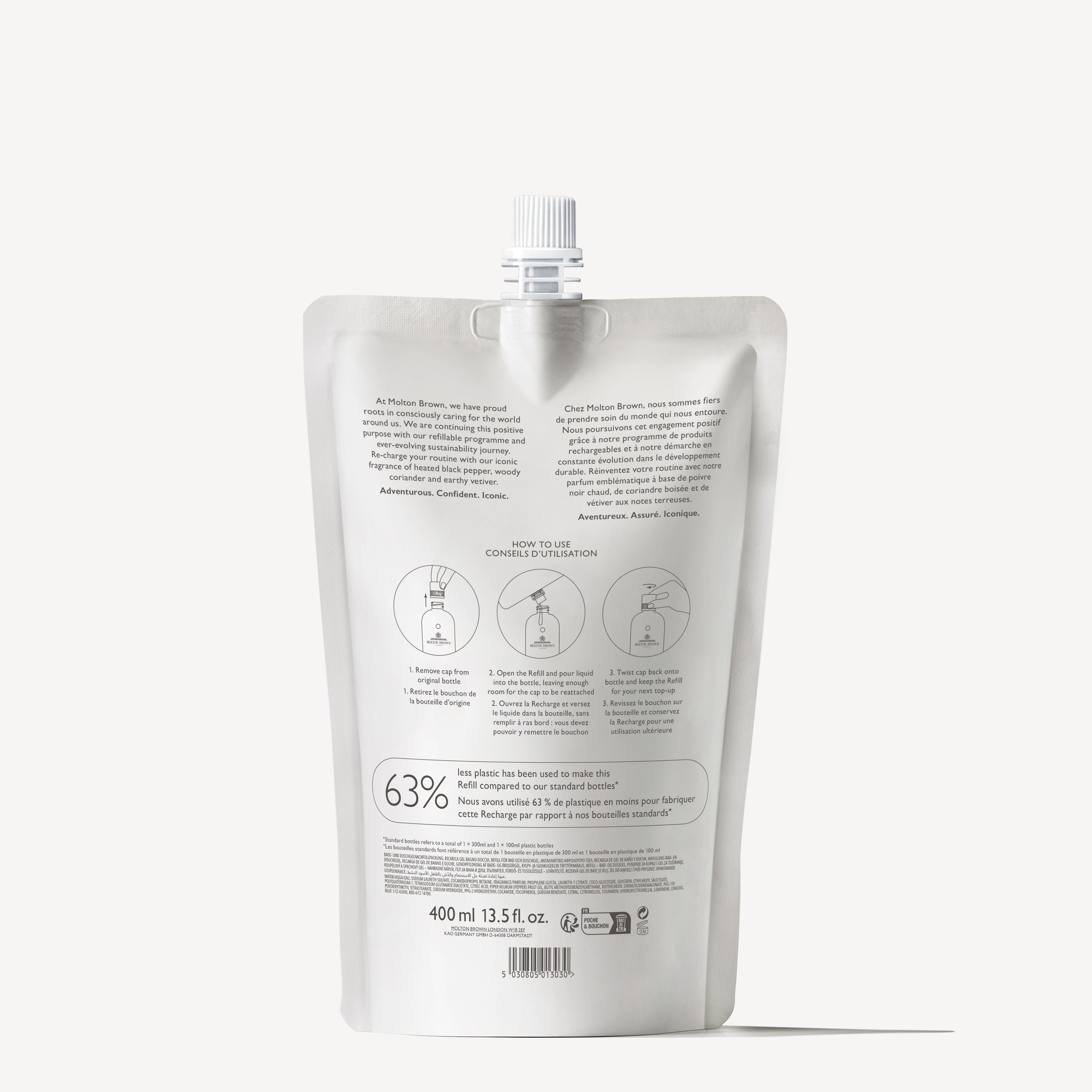 The MoltonBrown Nederlands Re-charge Black Pepper Bad- & Douchegel Navulling 400ml comes in a white refill pouch with a spout, featuring multi-language instructions and product details on the back—ideal for your navulbare fles or douchegel navulling.