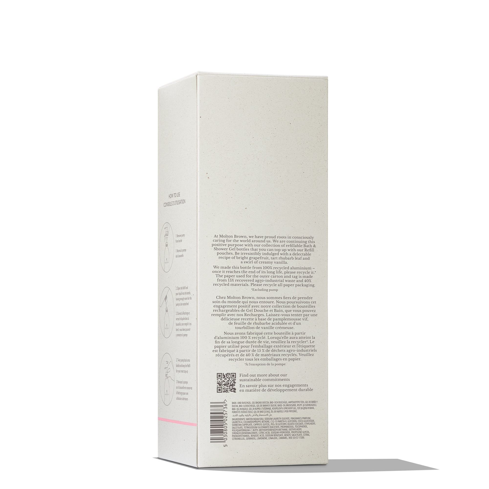 A tall, rectangular white box viewed from the side features text, small icon illustrations, and a QR code near the bottom—perfect for MoltonBrown Nederlands Delicious Rhubarb & Rose Navulbare Fles in luxe reisformaten against a plain background.